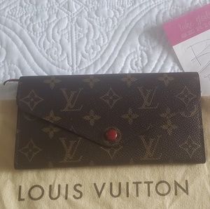 Louis Vuittton Josephine Wallet
